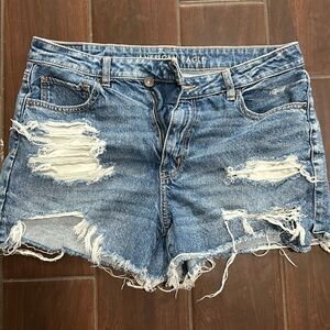 American Eagle Mom Shorts Distressed